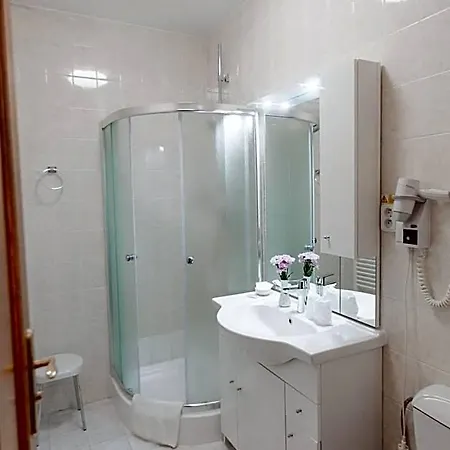 Hotel Peko 3*